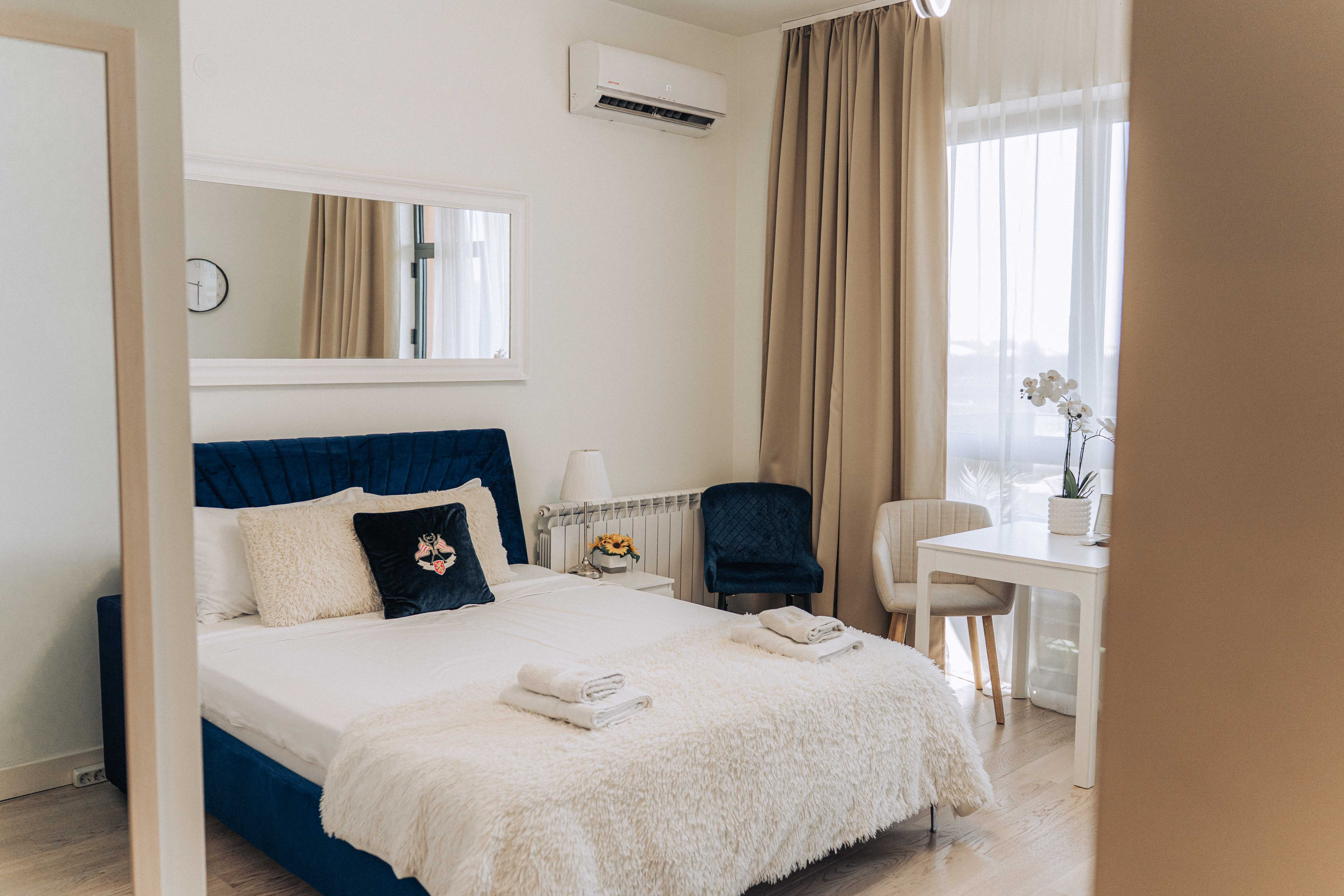 Studio Mall and Tower View